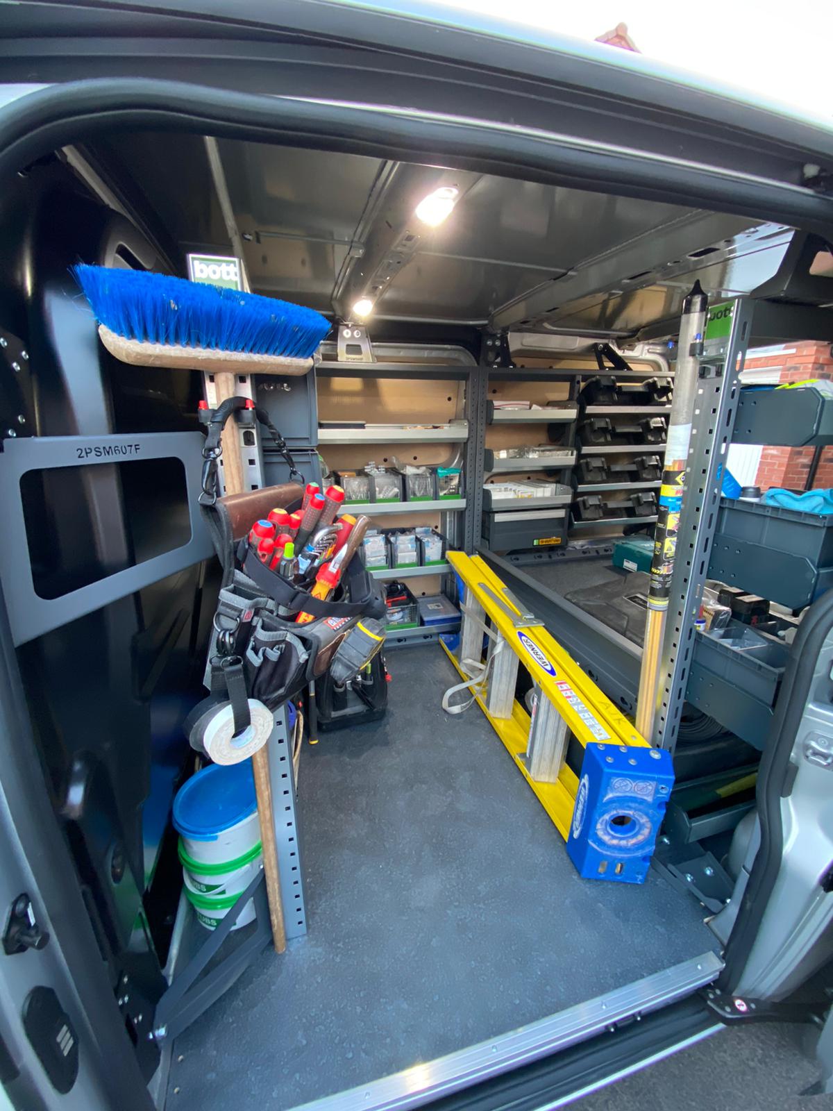self-fit modular van racking